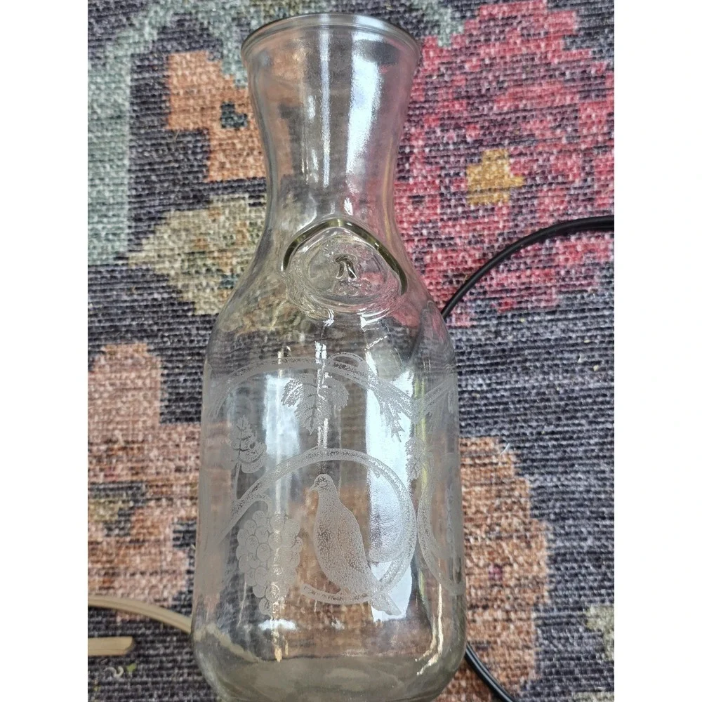 antique wine carafe decanter‎